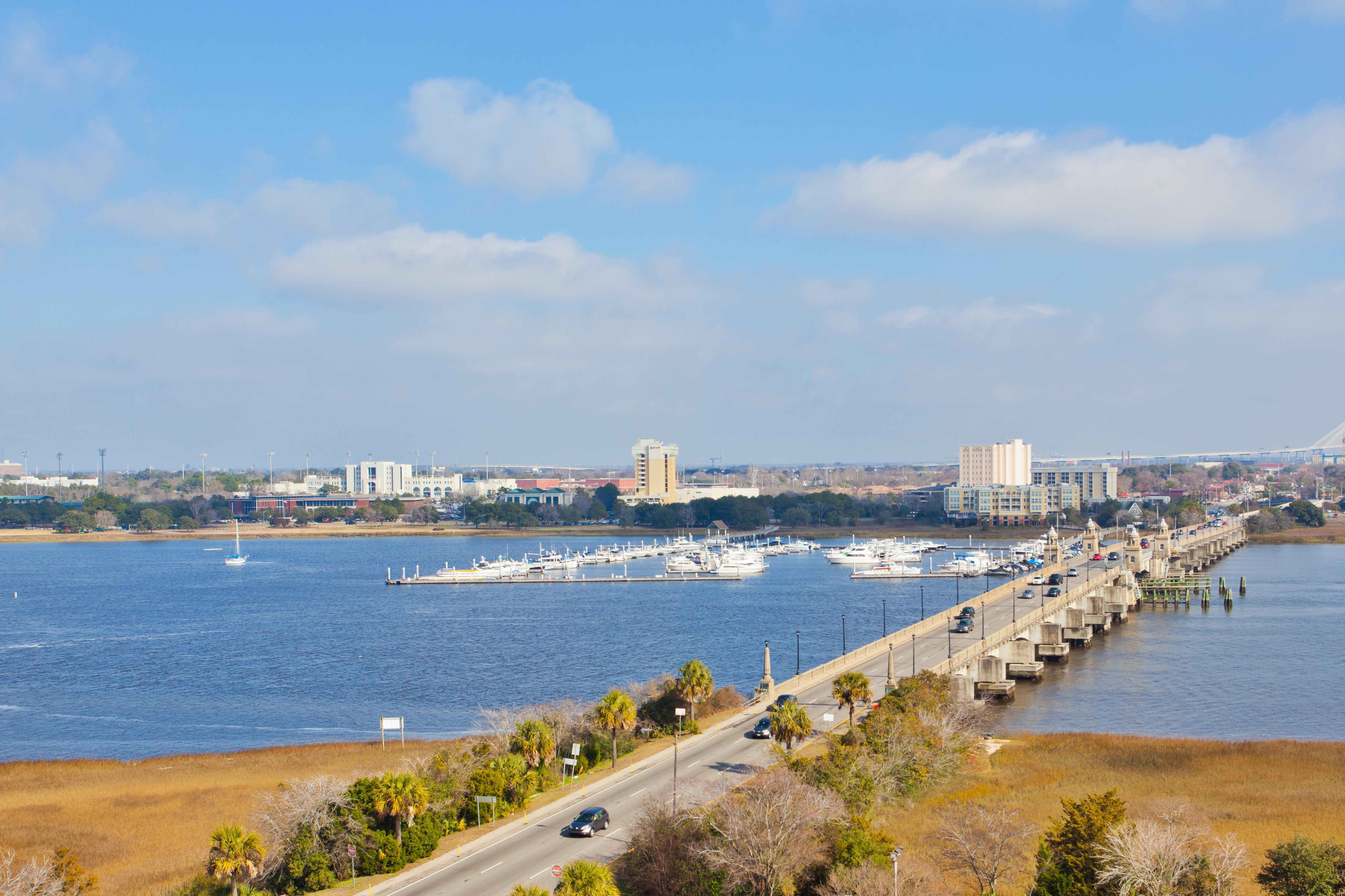 Holiday Inn Charleston-Riverview, An Ihg Hotel Zewnętrze zdjęcie